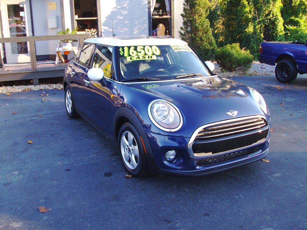 2016 Mini Cooper Base photo 4