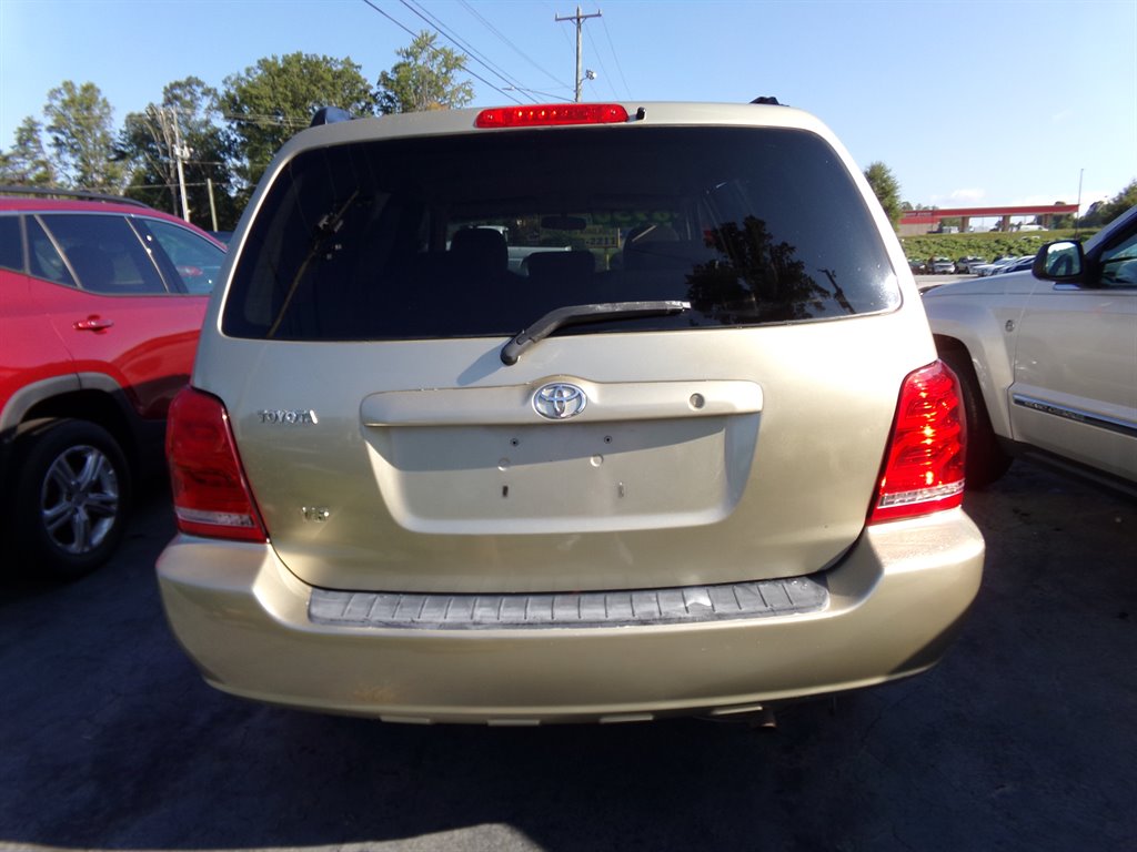 2003 Toyota Highlander Base photo 5