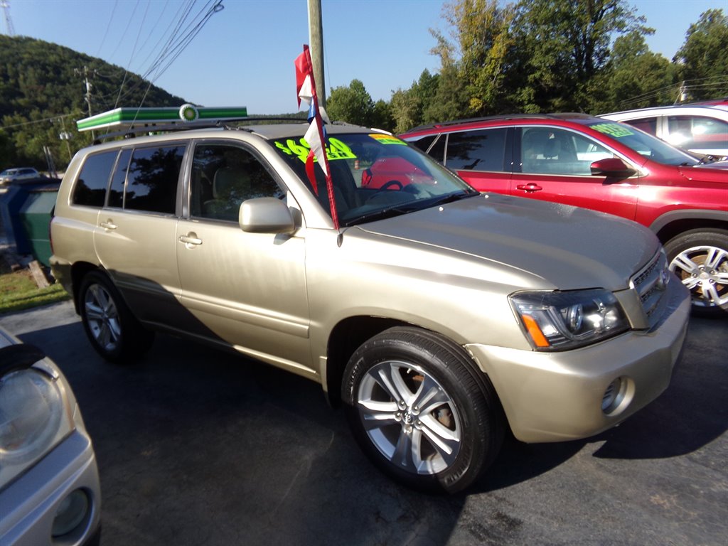 2003 Toyota Highlander Base photo 4