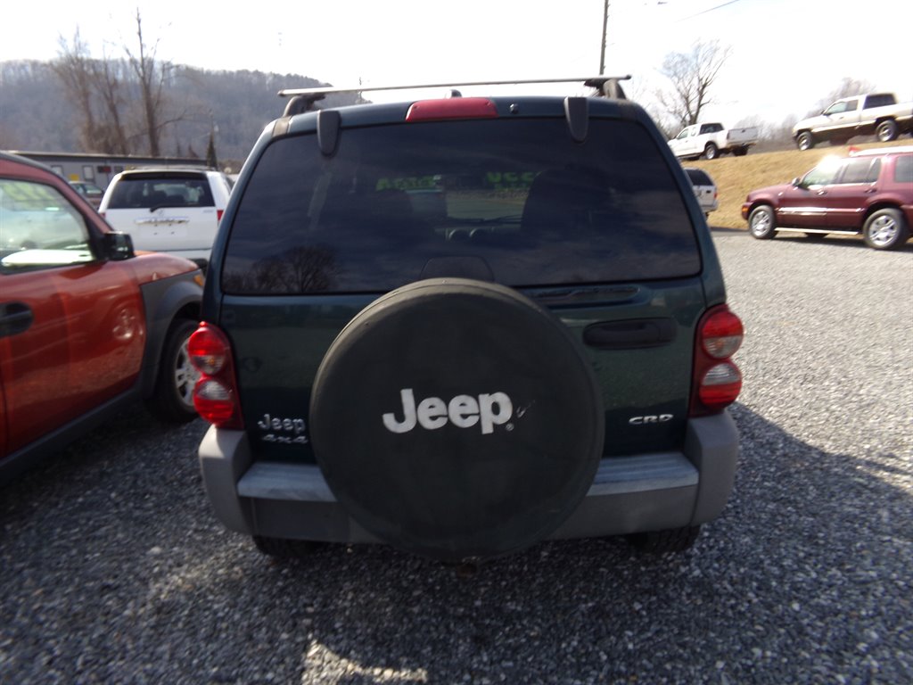2005 Jeep Liberty Sport photo 5