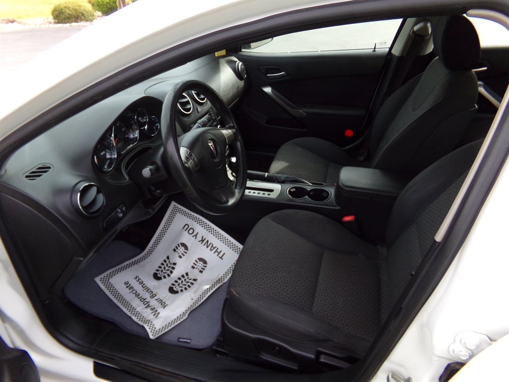 2008 Pontiac G6 Base photo 6