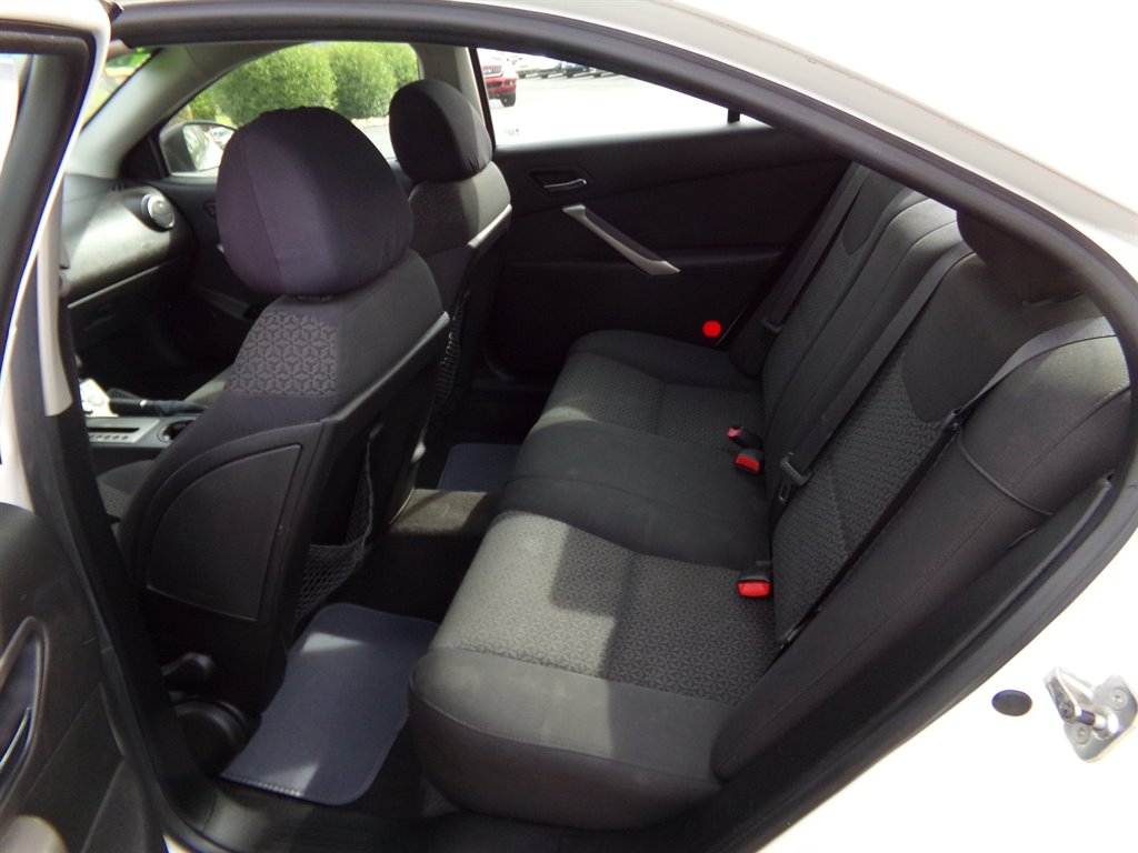 2008 Pontiac G6 Base photo 7