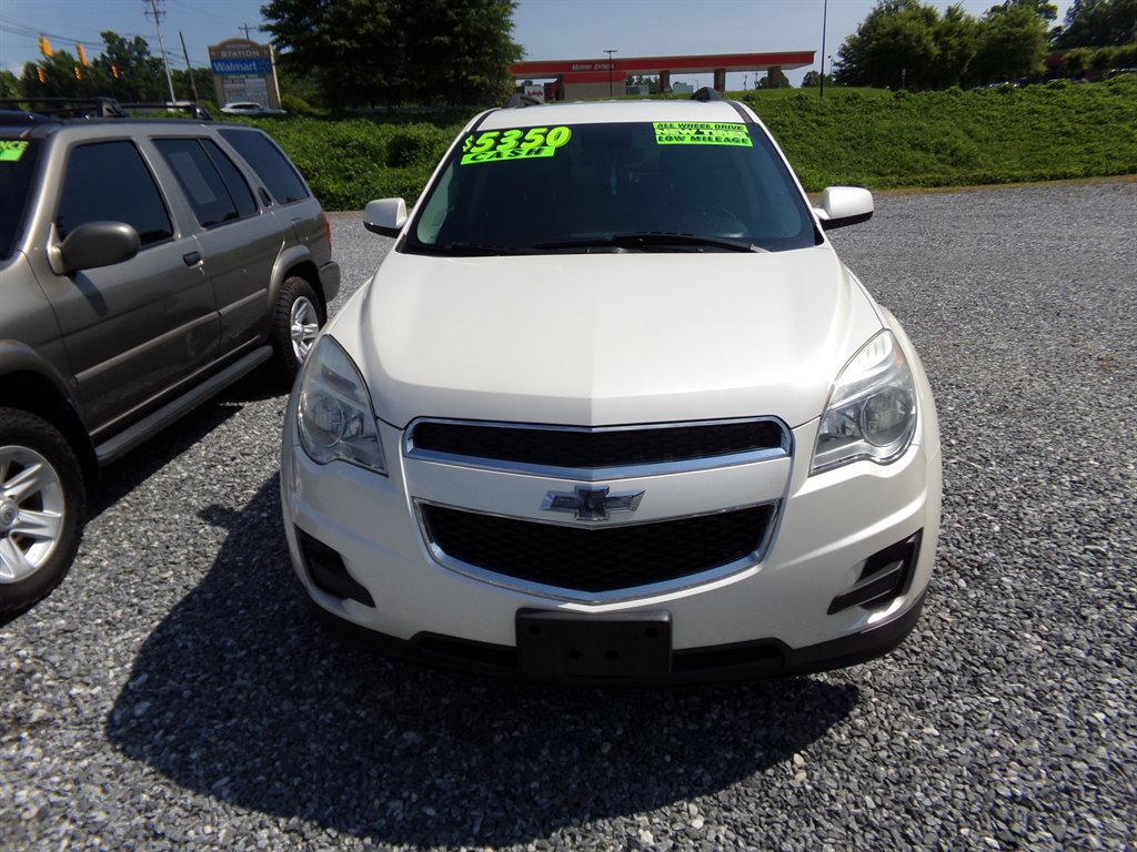 2014 Chevrolet Equinox LT photo 2