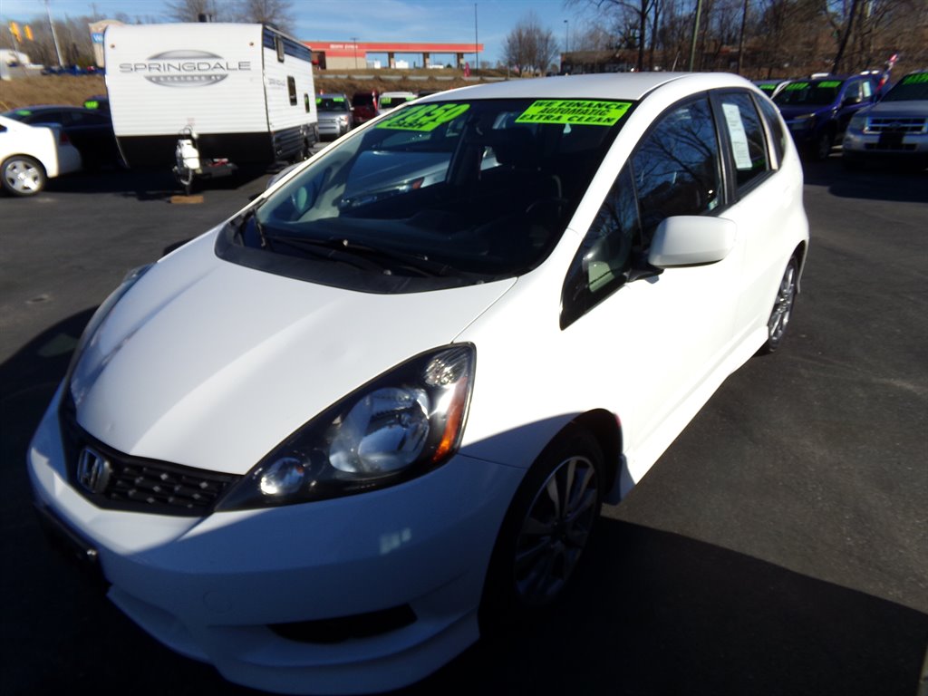 2013 Honda Fit Sport Auto's photo