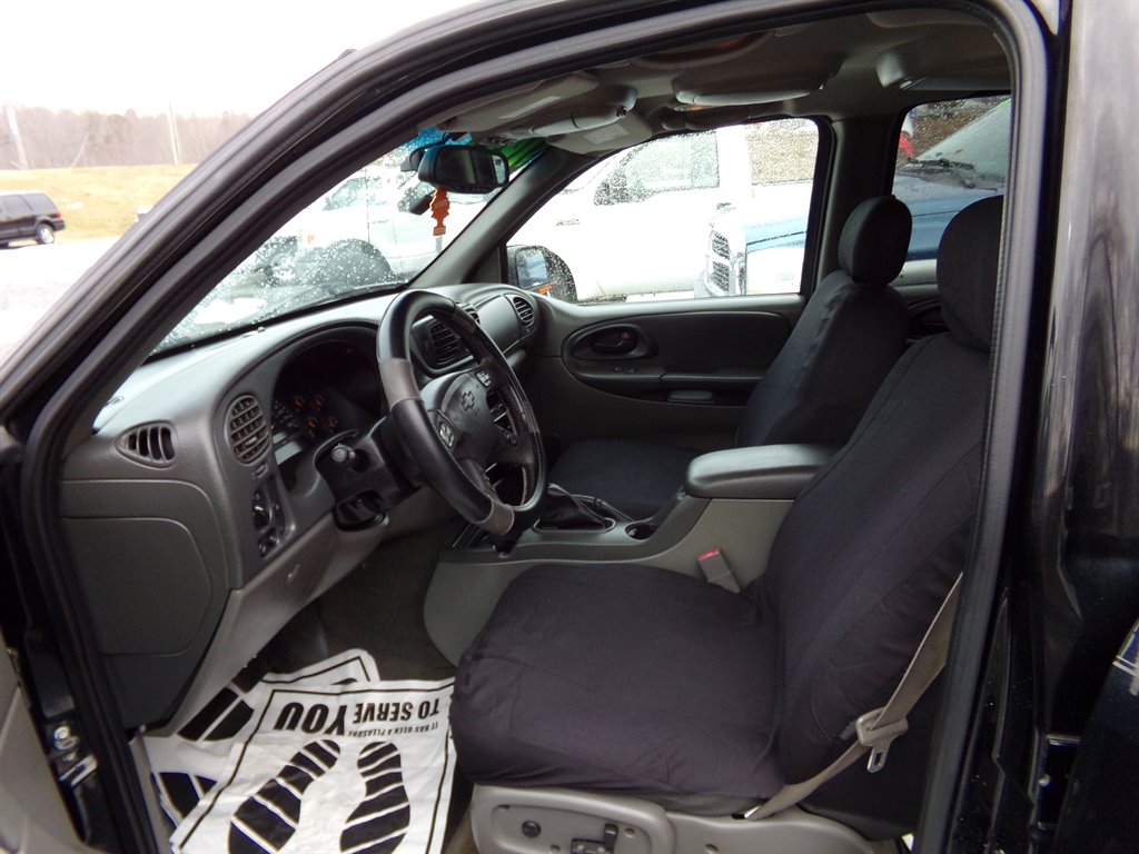 2002 Chevrolet TrailBlazer LTZ - Photo 6