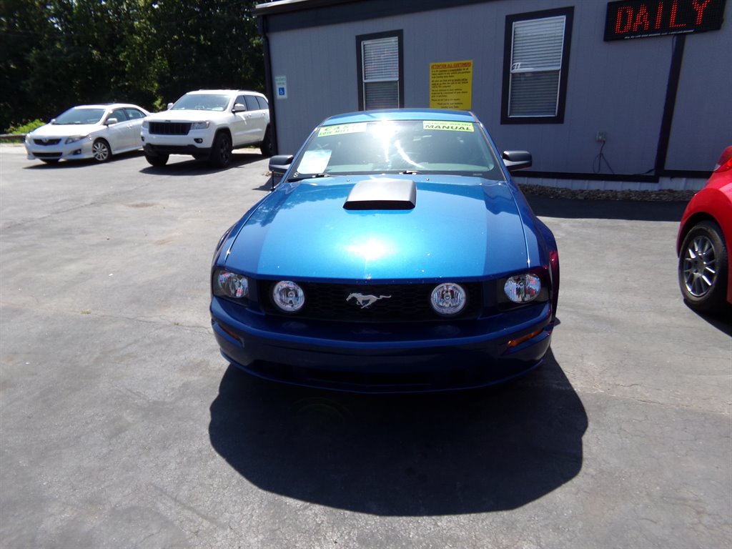 2007 Ford Mustang GT Deluxe's photo