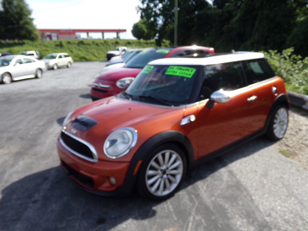 2011 MINI Cooper S's photo