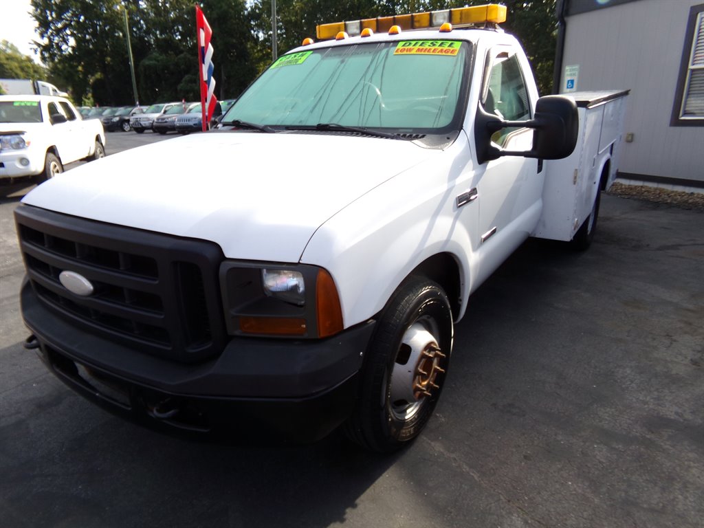 2006 Ford F-350 Super Duty Chassis Cab